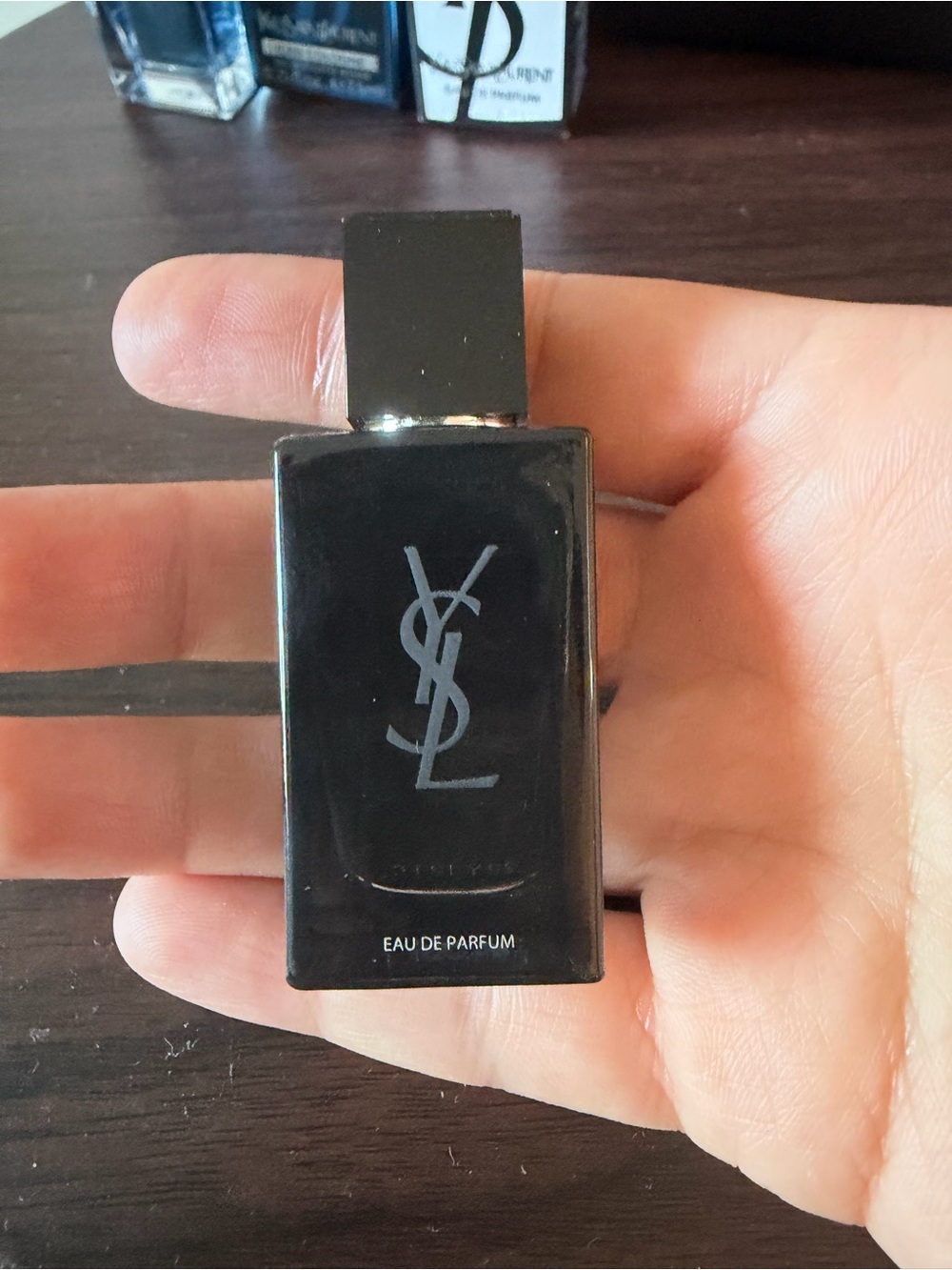 New 4 piece Yves Saint Laurent Beauty Set - Picture 4 of 10